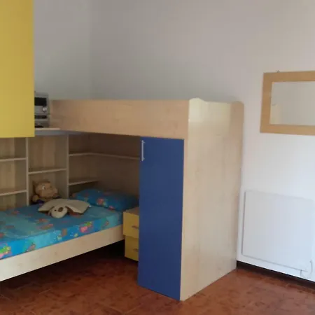 Afrodite Apartment *